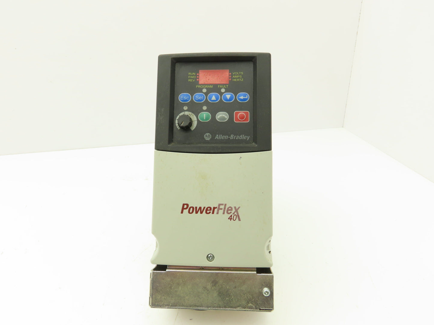 Allen Bradley 22B-D2P3N104 Powerflex 40 VFD AC Drive 0.75kw 1Hp 480V 3Ph