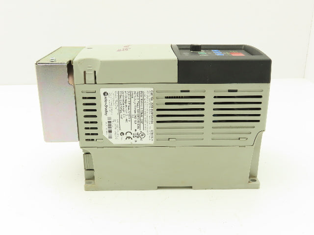 Allen Bradley 22B-D2P3N104 Powerflex 40 VFD AC Drive 0.75kw 1Hp 480V 3Ph