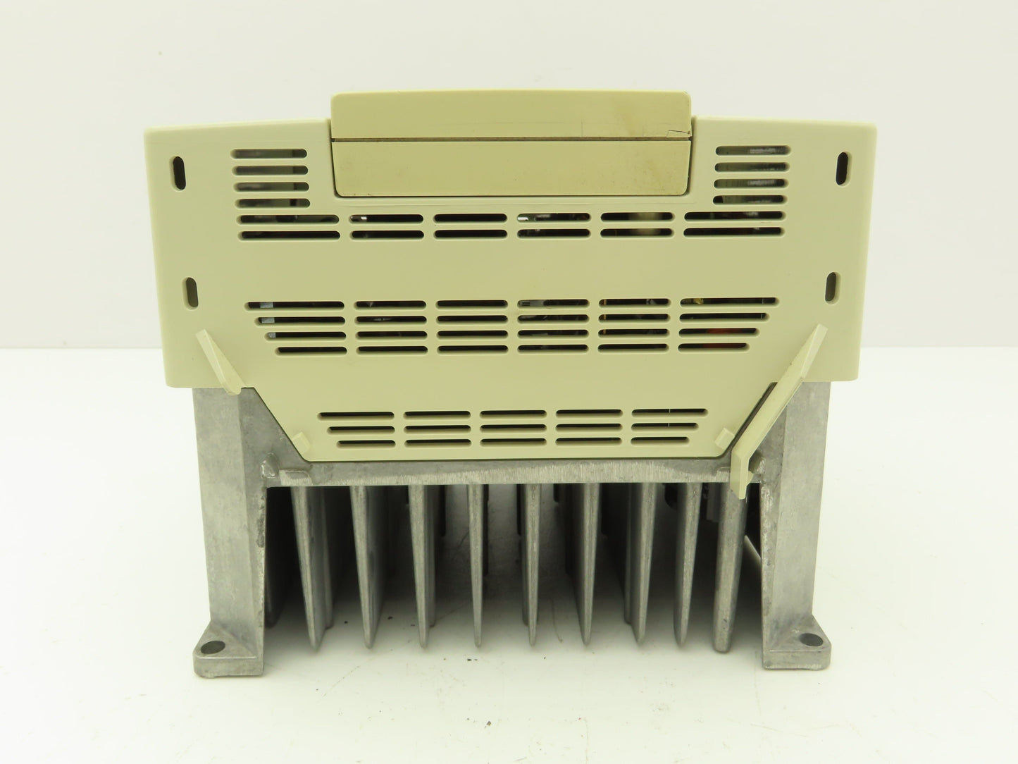 ABB ACS300 ACS311-1P1-1 Inverter Drive 1PH Input 3PH Output 3.0A 0-500Hz