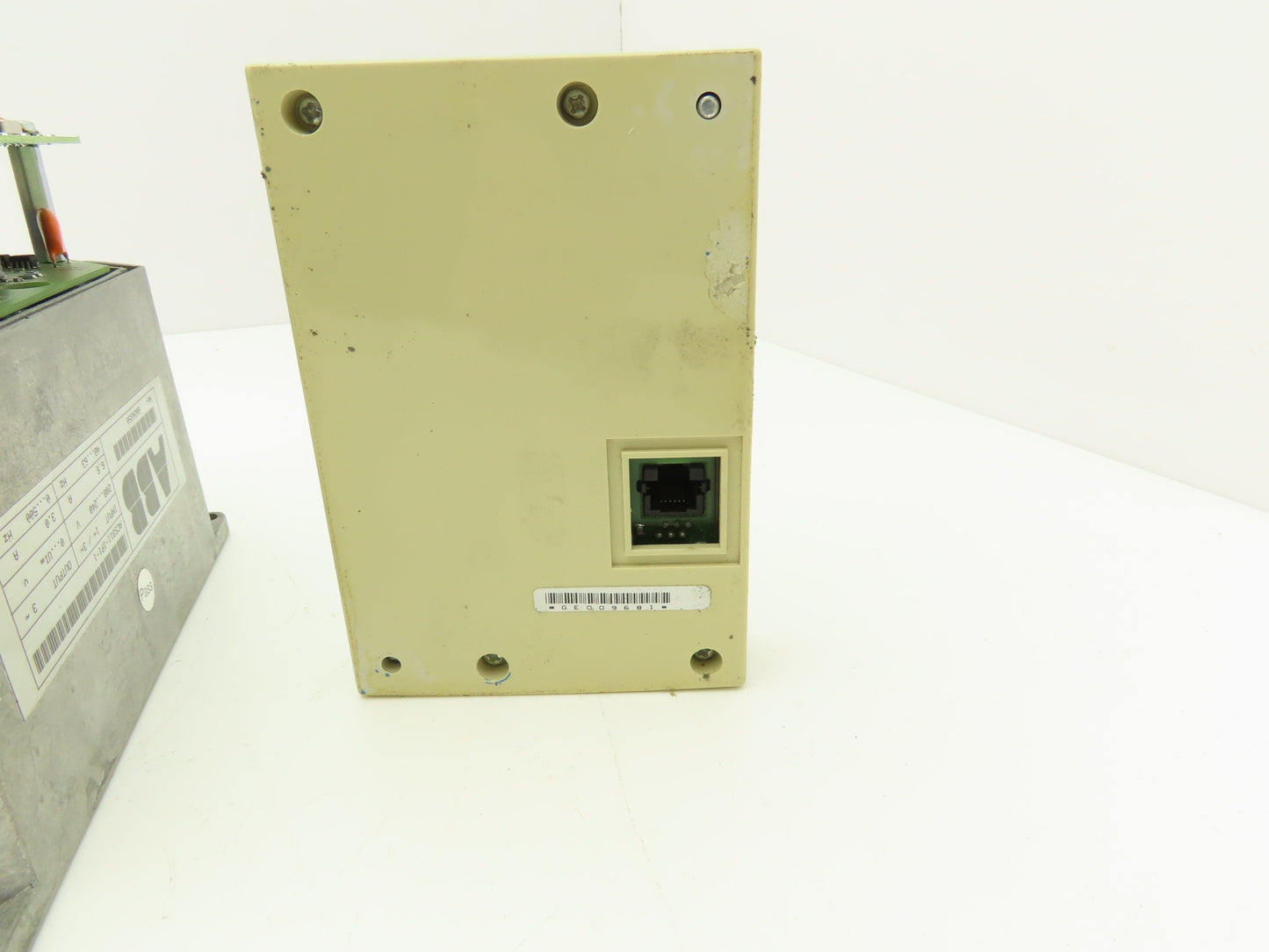 ABB ACS300 ACS311-1P1-1 Inverter Drive 1PH Input 3PH Output 3.0A 0-500Hz