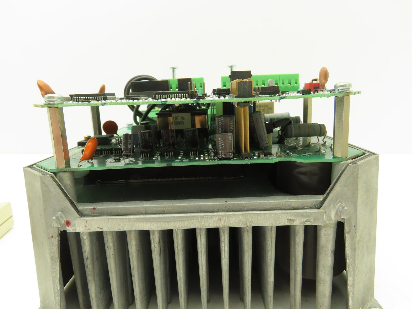 ABB ACS300 ACS311-4P9-3 Inverter Drive 480VAC 3PH 7.5A 0-500Hz BROKEN COVER