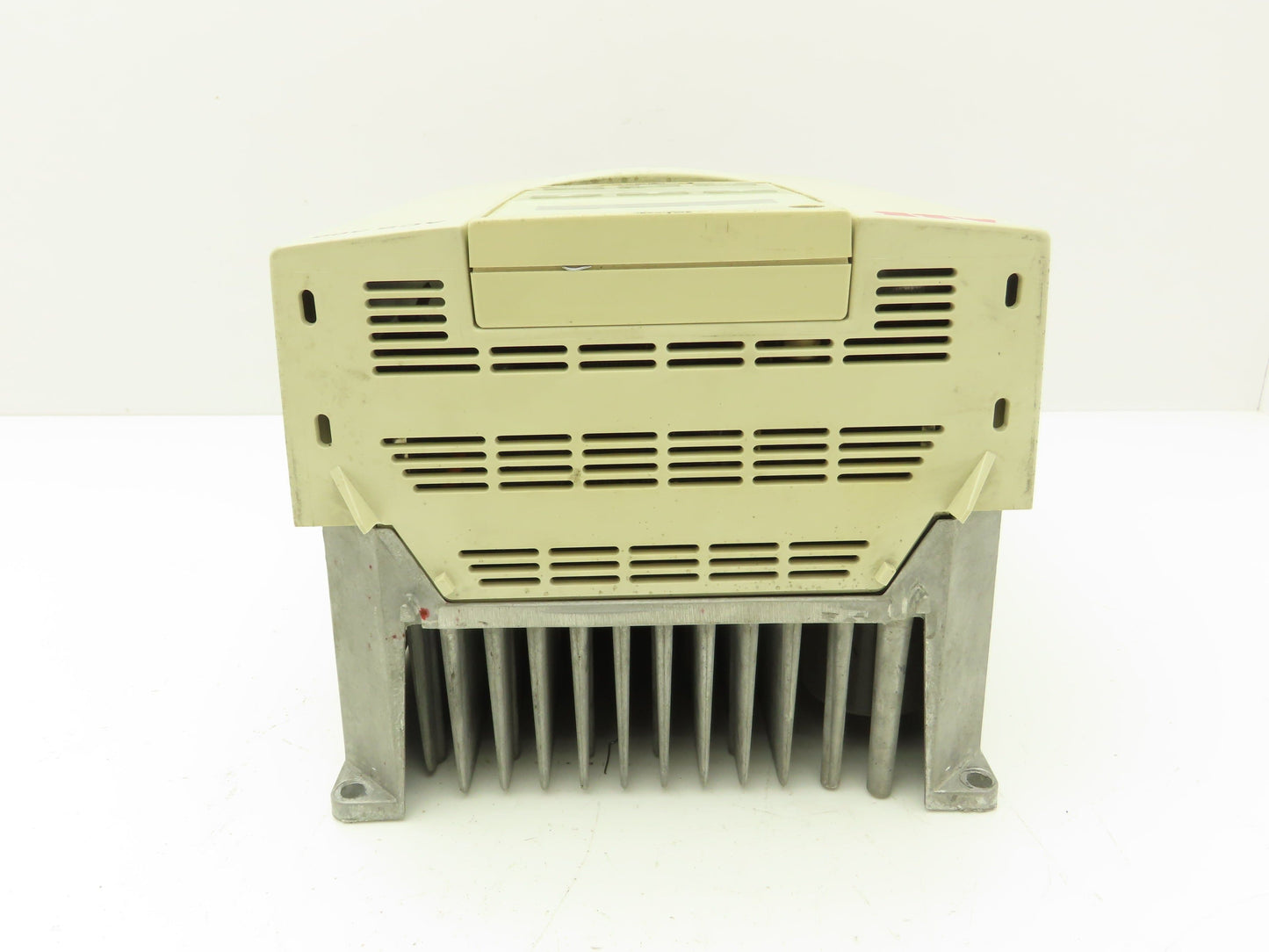 ABB ACS300 ACS311-4P9-3 Inverter Drive 480VAC 3PH 7.5A 0-500Hz BROKEN COVER