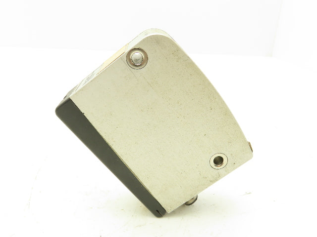 Balluff 66M-LA04-S92-C Photoelectric Distance Sensor 24VDC 20cm-2m