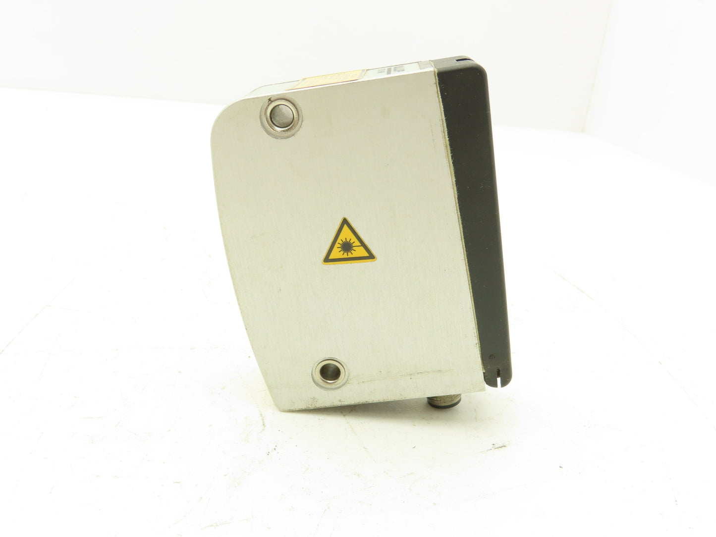 Balluff 66M-LA04-S92-C Photoelectric Distance Sensor 24VDC 20cm-2m
