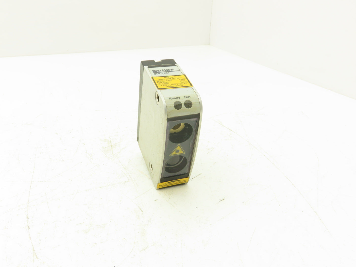 Balluff 66M-LA04-S92-C Photoelectric Distance Sensor 24VDC 20cm-2m