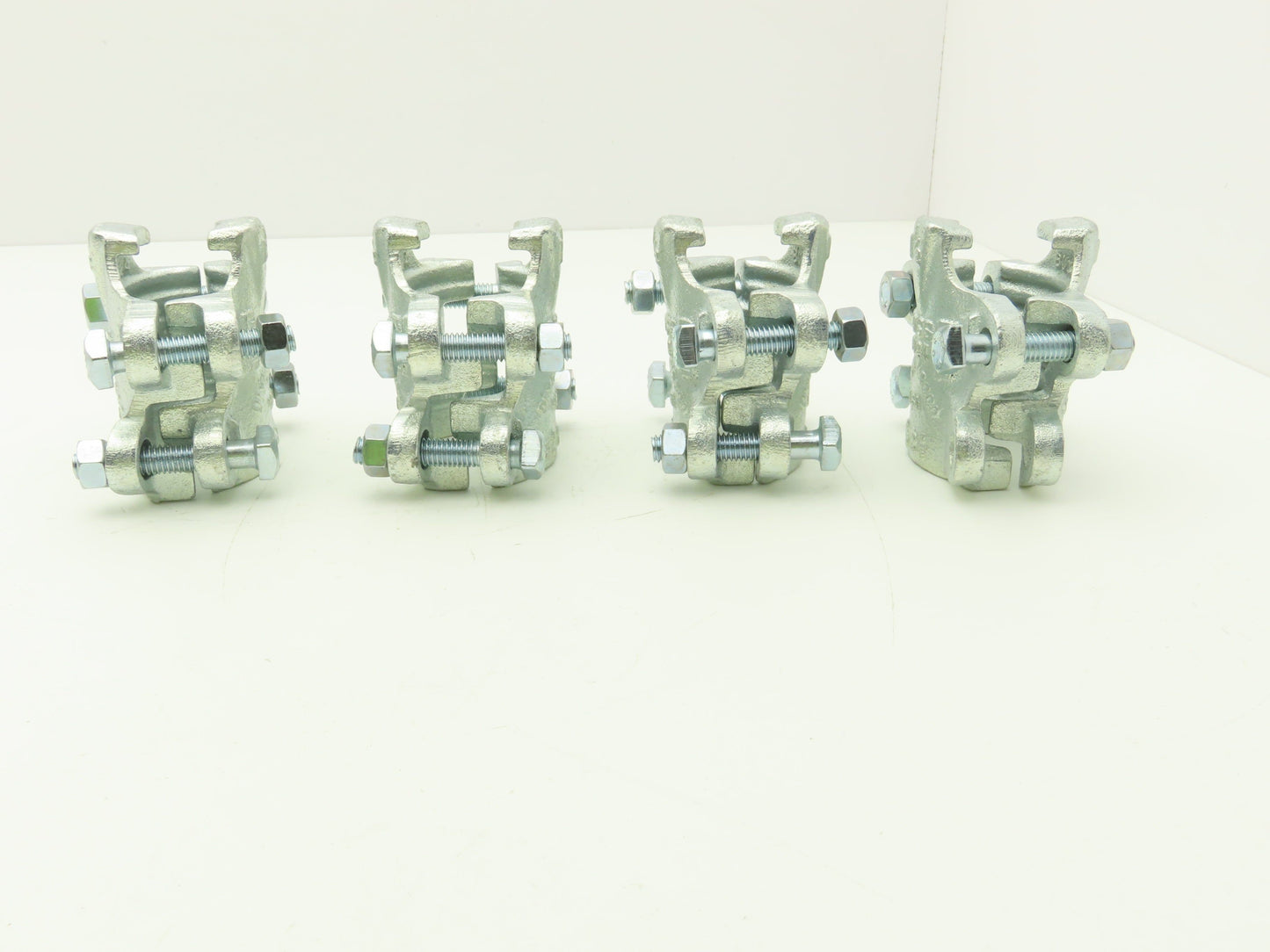 Dixon Boss BU24 1-1/2" Hose Clamp 4-Bolt 2 Grip Fingers Lot of 4