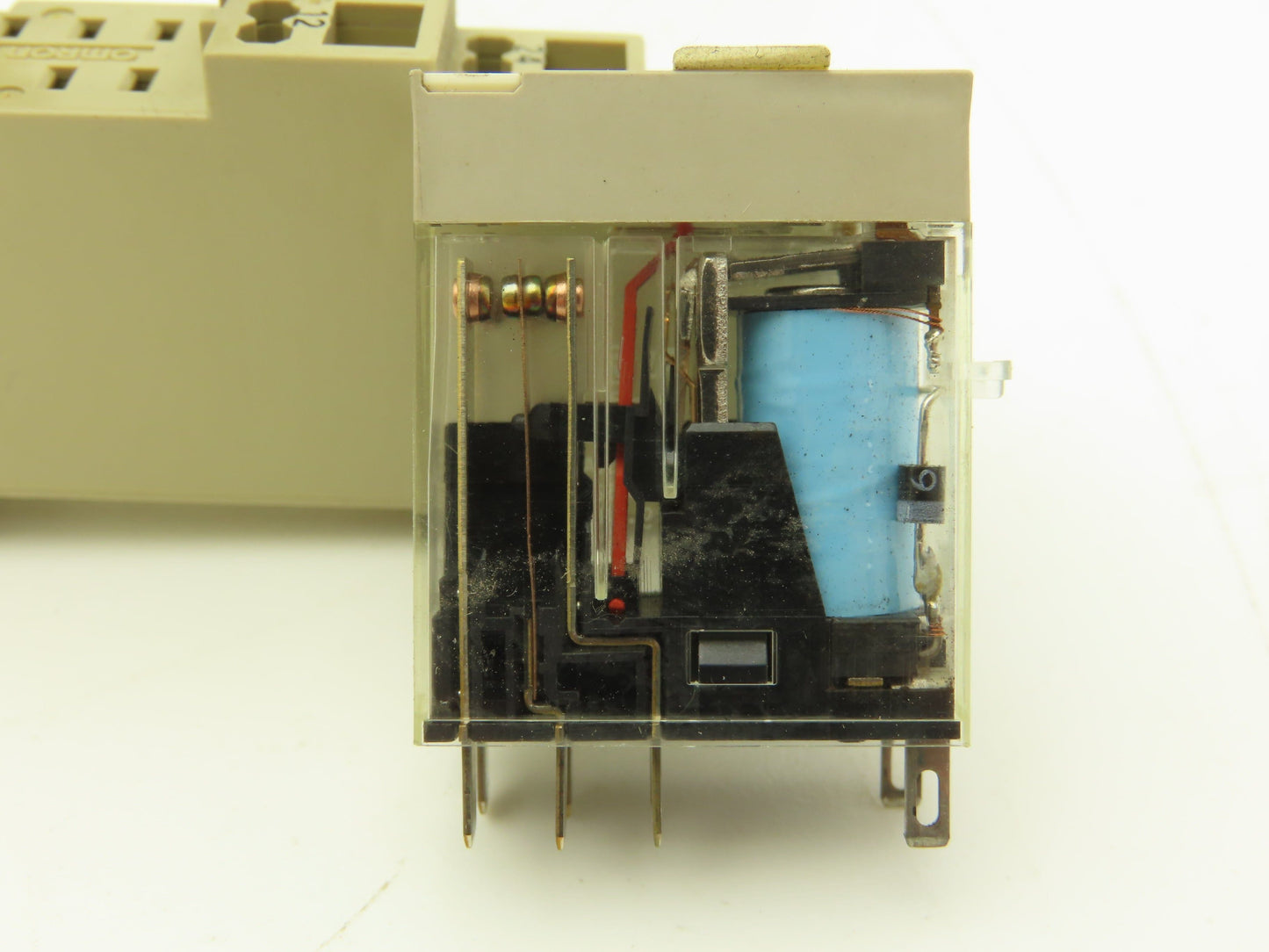 Omron G2R-2-SND1 Relay With Base 250VAC 30VDC 5A Lot of 5