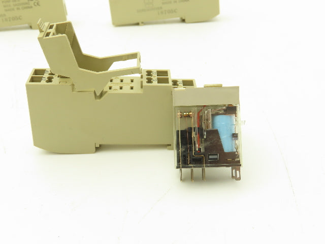 Omron G2R-2-SND1 Relay With Base 250VAC 30VDC 5A Lot of 5