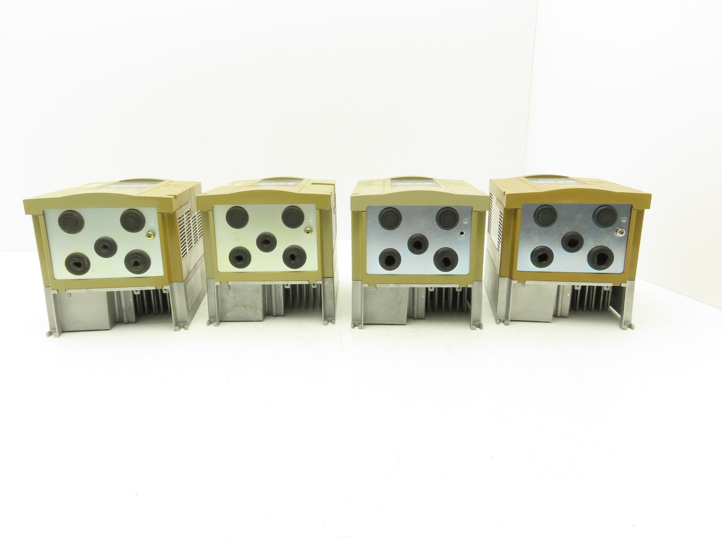 Square D Telemecanique ATV18U18N4 Variable AC Drive VFD 1Hp 460V 3PH Lot of 4