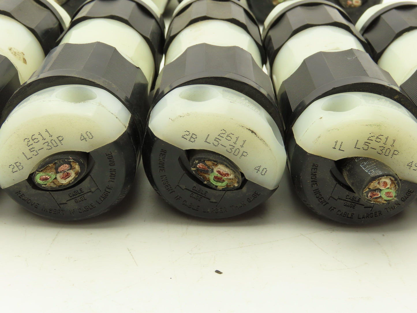 Leviton 2611 L5-30P 2613 L5-30R Male-Female Pair Twist Lock 30A 125V Lot of 10