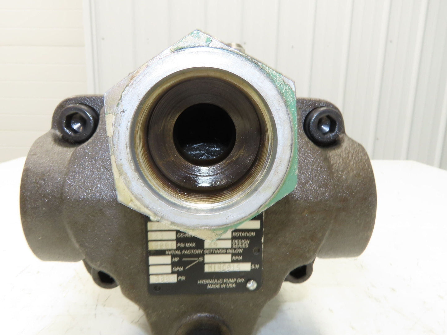 Parker PAVC33BR42W26 Hydraulic Variable Piston Pump 15 GPM 3000 PSI