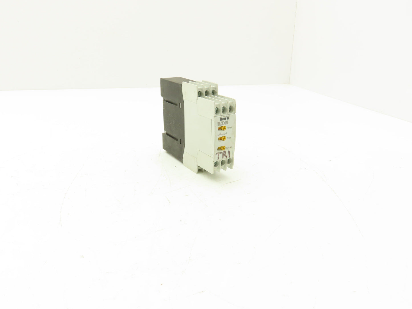 Eaton ETR4-70-A Timing Relay 24-240V AC/DC 0.05 Seconds To 100 Hours
