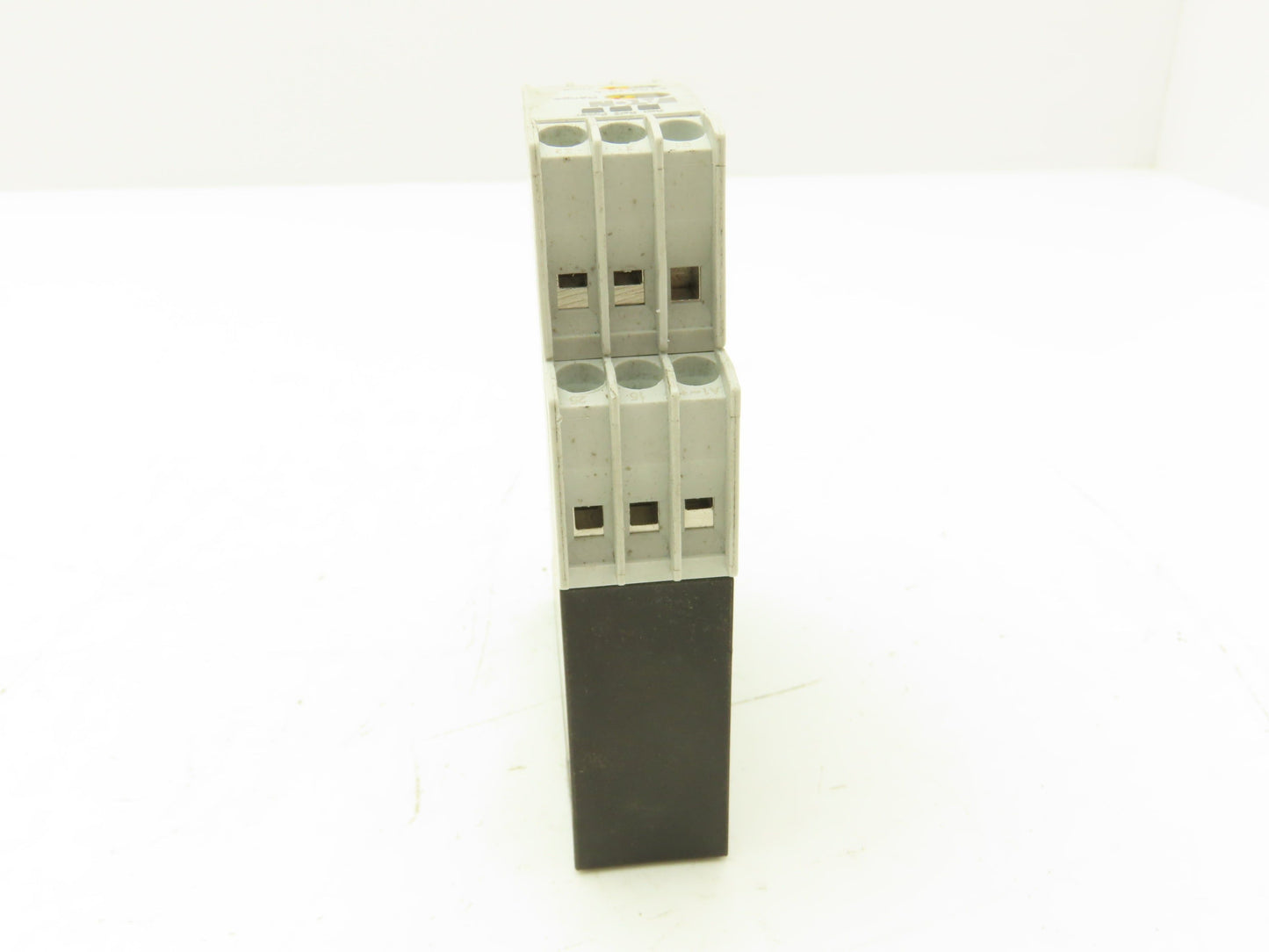 Eaton ETR4-70-A Timing Relay 24-240V AC/DC 0.05 Seconds To 100 Hours