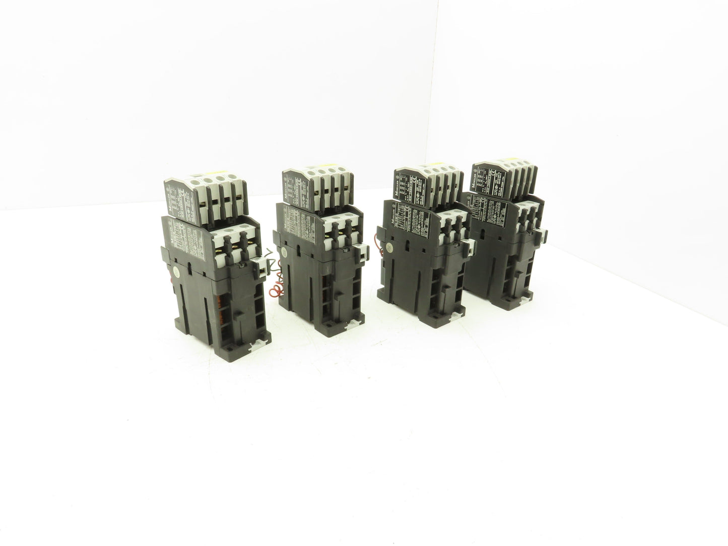 Moeller DIL0MG DIL 0 M-G Manual Motor Starter Contactor 15HP 35A 600VAC Lot of 4