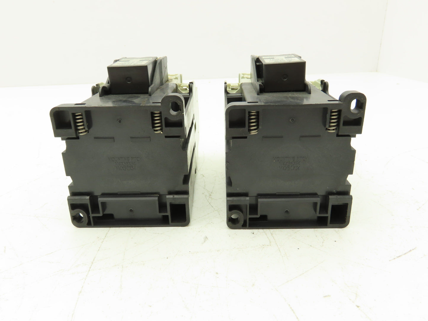 Mitsubishi SD-T21 SA Contactor 10HP 20A UT-SA21 Surge Suppressor 24V Lot of 2