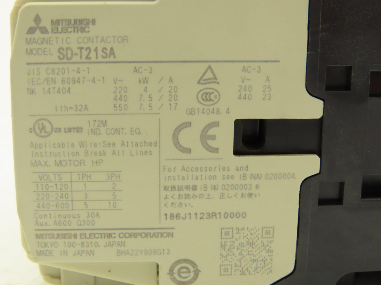 Mitsubishi SD-T21 SA Contactor 10HP 20A UT-SA21 Surge Suppressor 24V Lot of 2