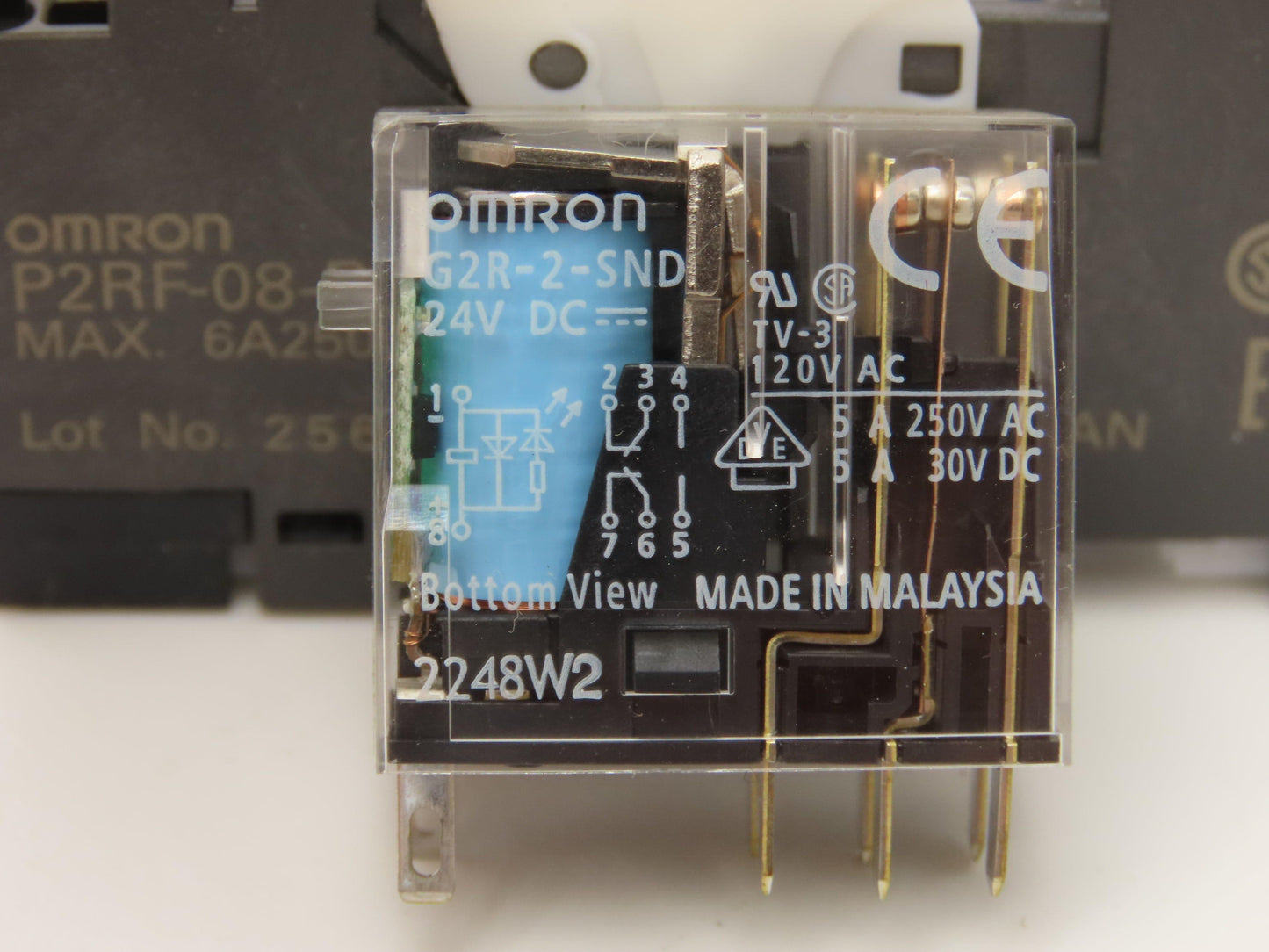 Omron G2R-2-SND P2RF-08-PU Relay 24VDC Coil 5A Base 250V 6A Lot of 6