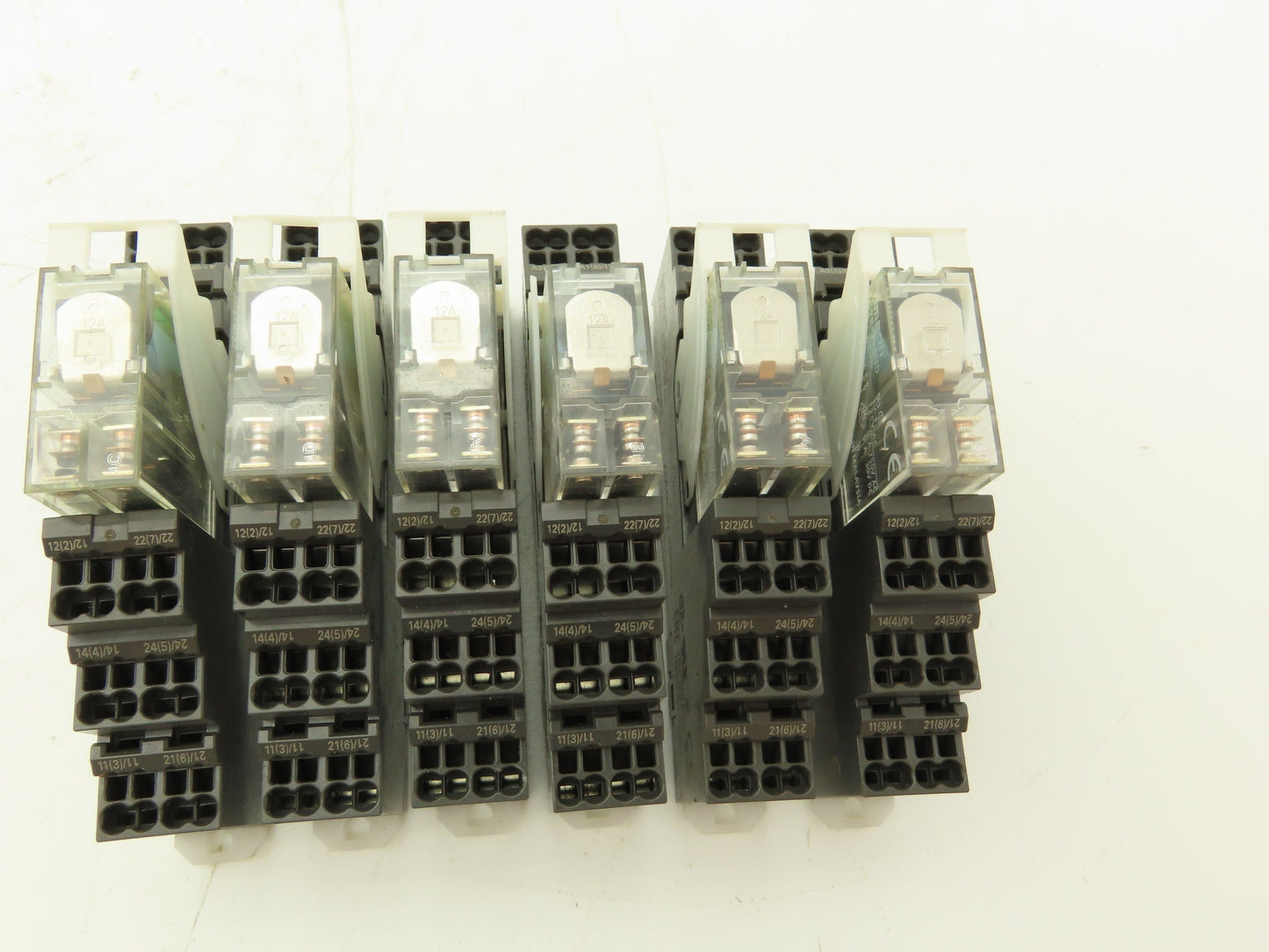 Omron G2R-2-SND P2RF-08-PU Relay 24VDC Coil 5A Base 250V 6A Lot of 6