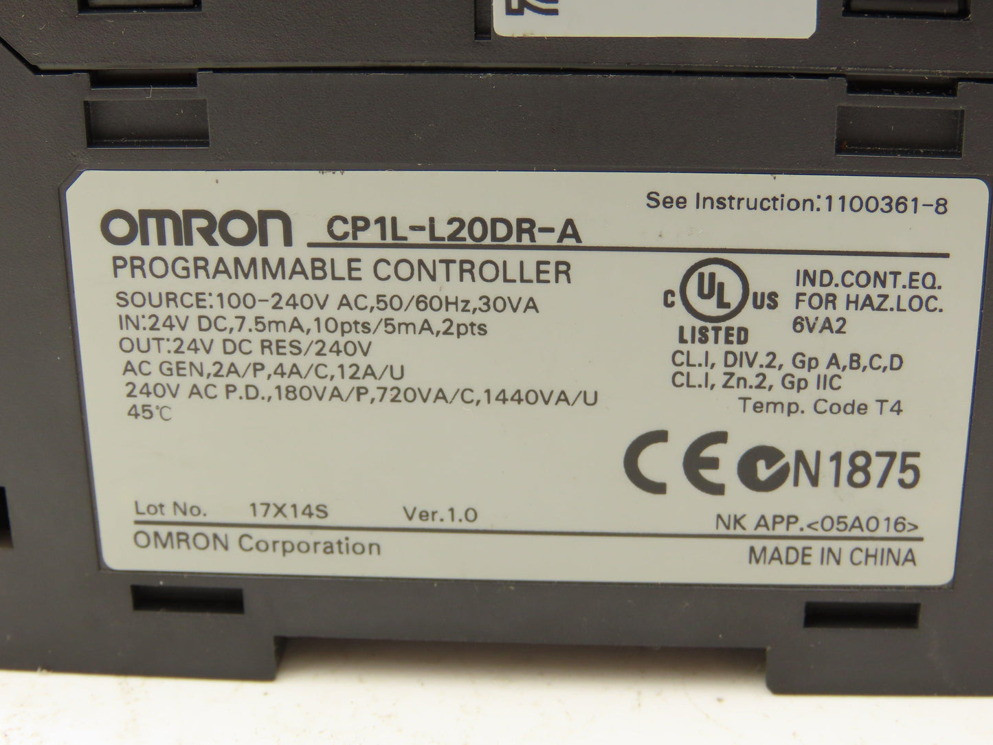 Omron CP1L-L20DR-A Sysmac CP1L Programmable Controller PLC 8 Out 12 In