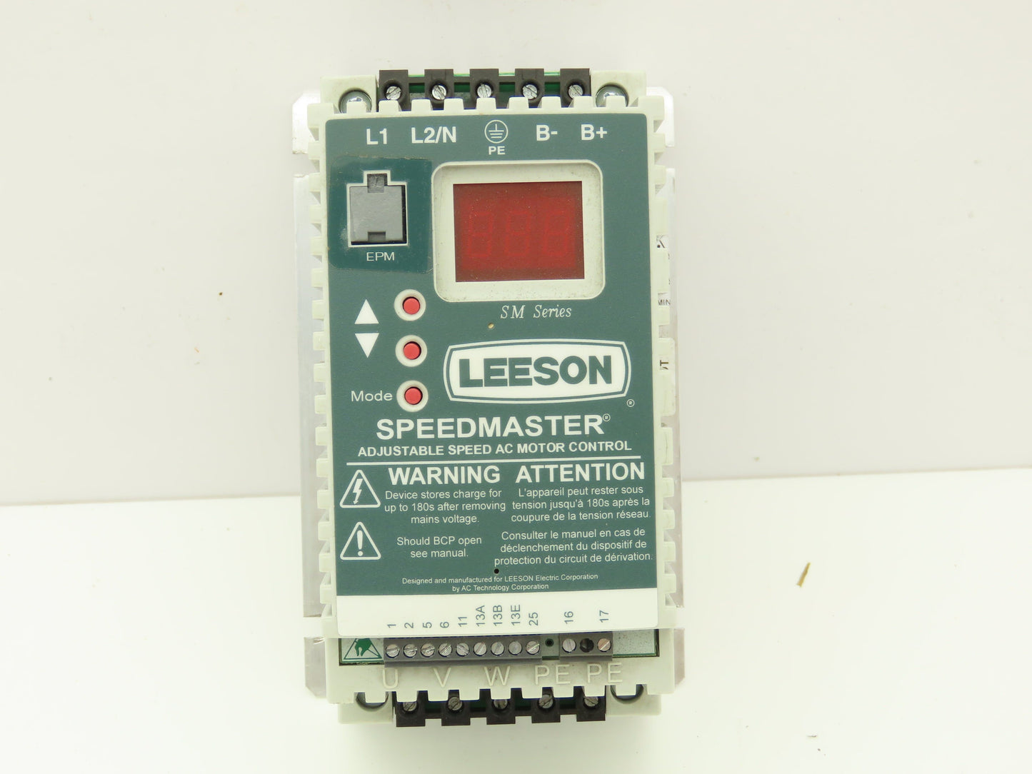 Leeson 174270.00 VFD Drive Input 1PH Output 3PH 4.2A 0-240Hz 1HP