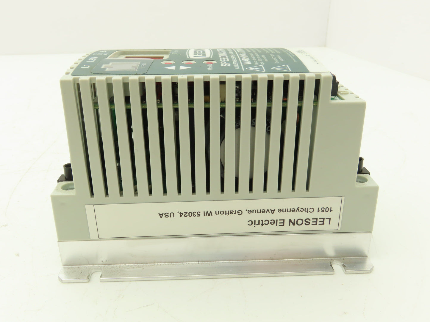 Leeson 174270.00 VFD Drive Input 1PH Output 3PH 4.2A 0-240Hz 1HP