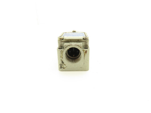 Yamatake Honeywell 2LS1-J Micro Limit Switch Plunger Type 10A 480V