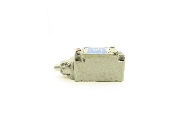 Yamatake Honeywell 2LS1-J Micro Limit Switch Plunger Type 10A 480V