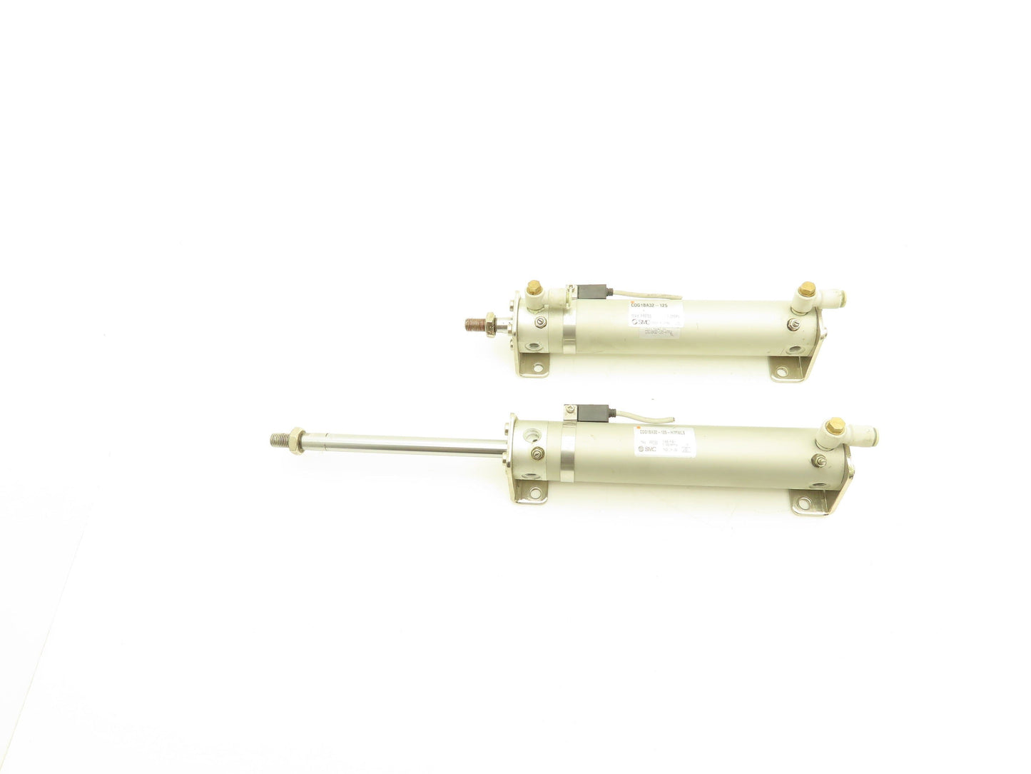 SMC CDG1BA32-125 Pneumatic Double Acting Round Cylinder 125mm Stroke Lot of 2