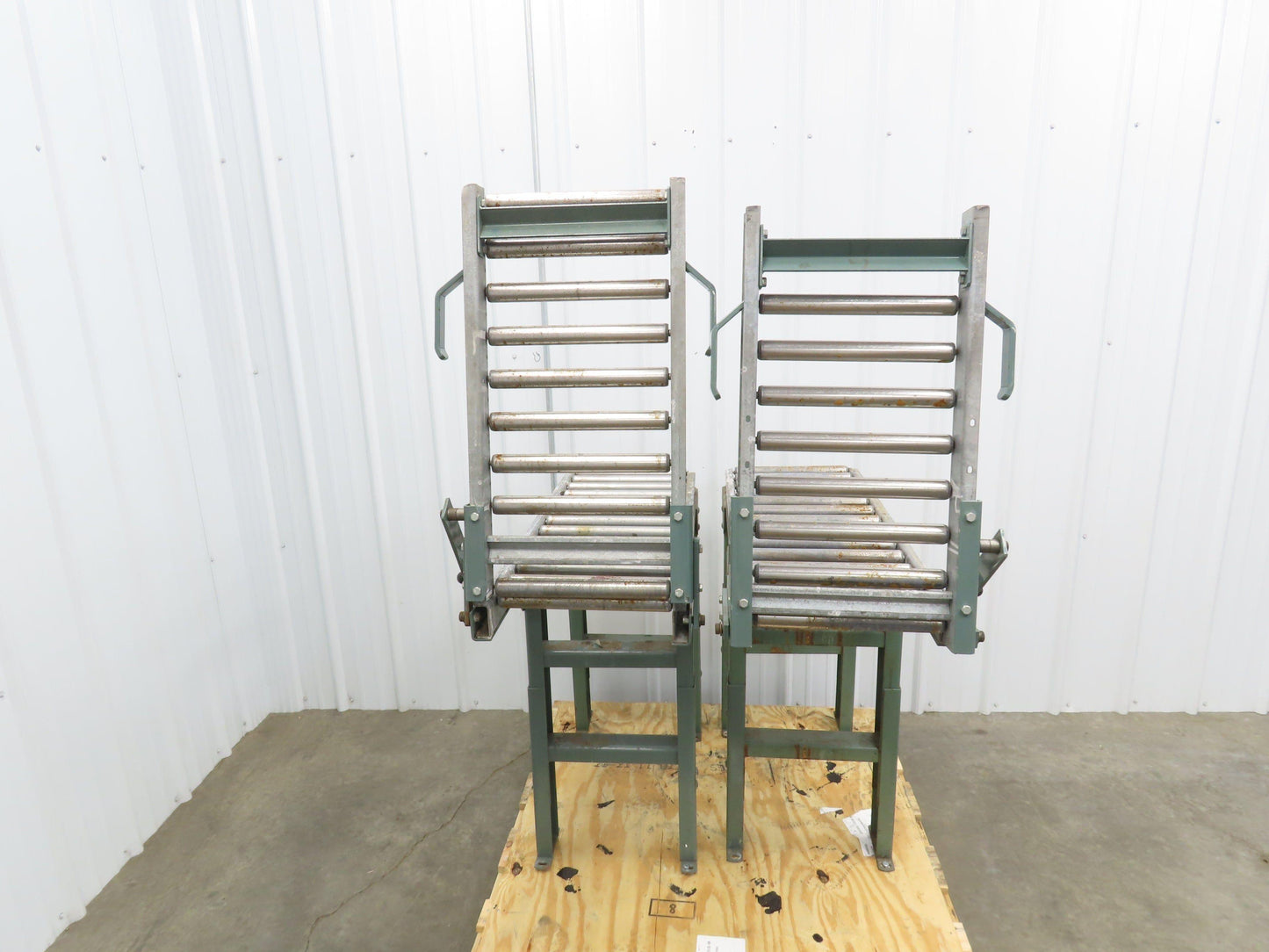 Hytrol 15"x 1-3/8" Gravity Roller Conveyor 53" Walk-Thru Gate Set 11' 5"L