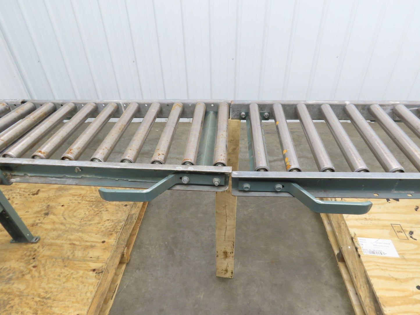Hytrol 15"x 1-3/8" Gravity Roller Conveyor 53" Walk-Thru Gate Set 11' 5"L