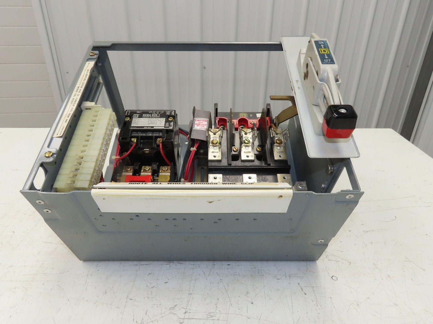 Square D 8998 MCC Bucket Motor Starter 10Hp Size 1 Fused Disconnect 3 Pole 600V