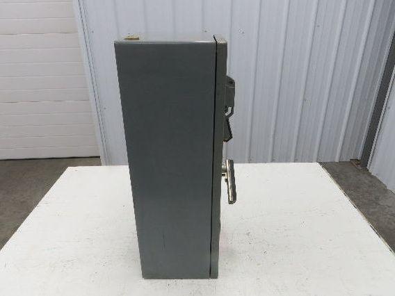 Allen Bradley 512 Combination Motor Starter 30A Disconnect 600V 3Ph Empty