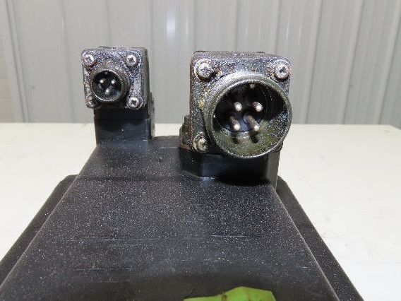 Okuma BL-MC95J-20TB AC Servo Motor 2kW 133V 2000 RPM 3PH Encoder ER-JH-7200D