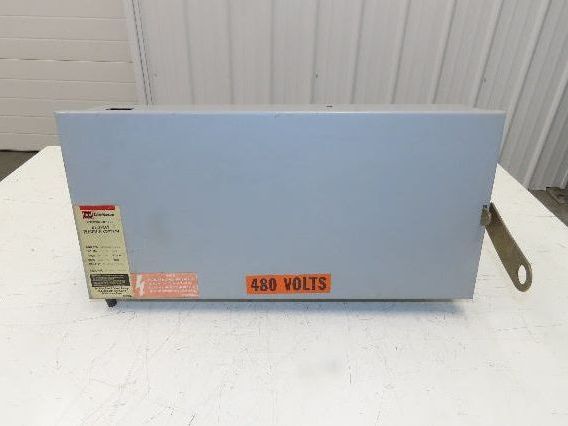 Cutler Hammer Fusible Busway Disconnect Switch Bus Plug 30A 600VAC 3PH 3W