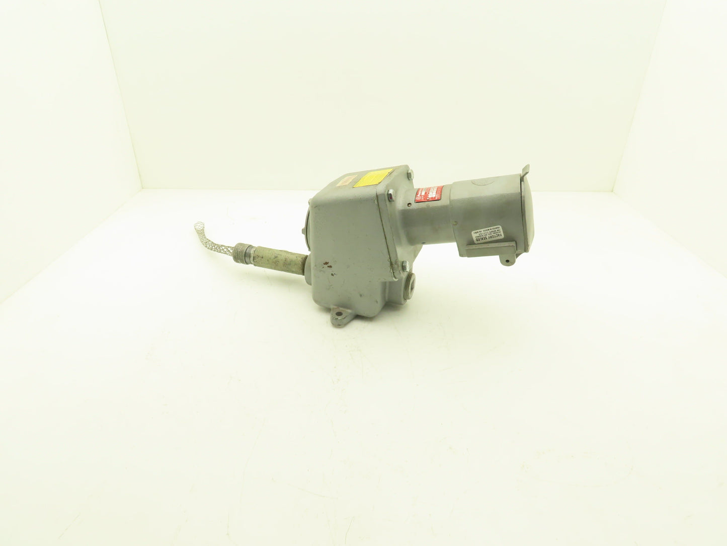 Appleton CESD-6034 Explosion-Proof Locking Receptacle 30/60A 240/480V 3PH 3W 4P