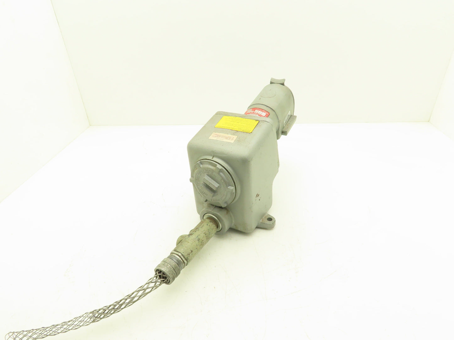 Appleton CESD-6034 Explosion-Proof Locking Receptacle 30/60A 240/480V 3PH 3W 4P