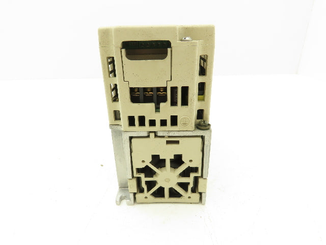 Yaskawa CIMR-J7AA20P7 Variable Frequency AC Drive 230VAC 3PH 400Hz 5A 1.9kVA