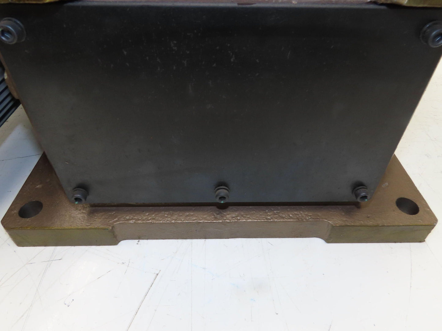 CKD RGIT140-008300S1F1 Rotary Indexer Table 8-Stop 300° 230V 3PH 40:1 Drive