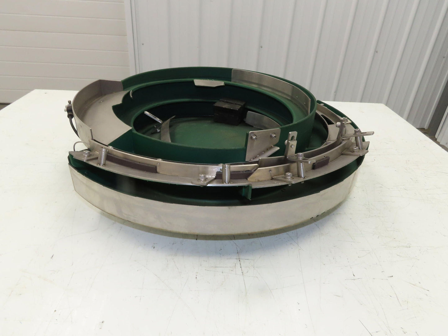 Piezo Vibratory Feeder Bowl For 390mm Base Small Parts Sorter Metal Spring