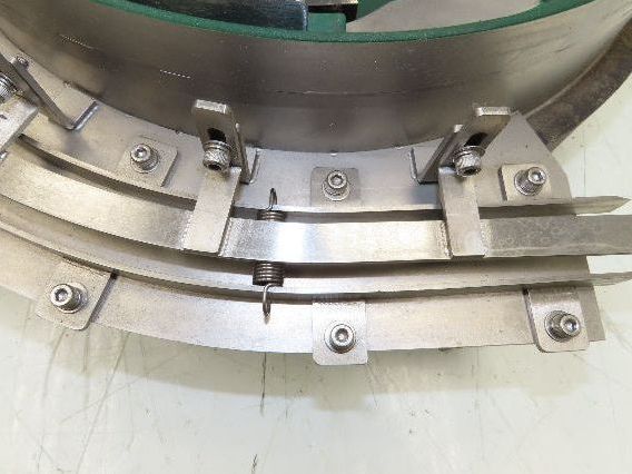 Piezo Vibratory Feeder Bowl For 390mm Base Small Parts Sorter Metal Spring