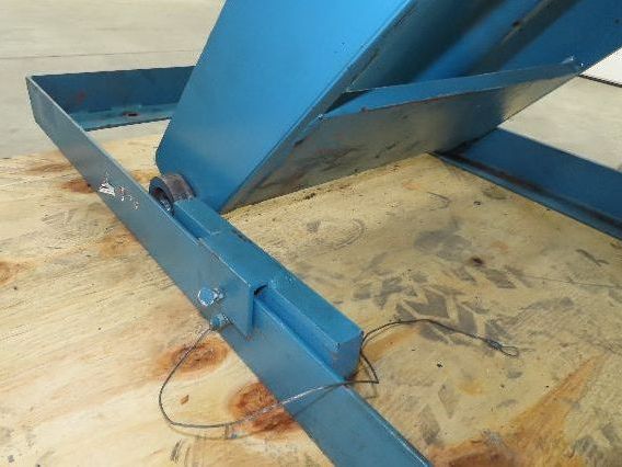Advance Lifts P-2536-Z 2500lbs Hydraulic Scissor Lift 48x48" Top 480V 36" Travel