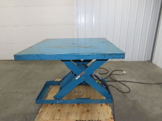 Advance Lifts P-2536-Z 2500lbs Hydraulic Scissor Lift 48x48" Top 480V 36" Travel