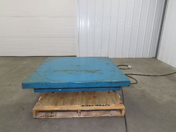 Advance Lifts P-2536-Z 2500lbs Hydraulic Scissor Lift 48x48" Top 480V 36" Travel