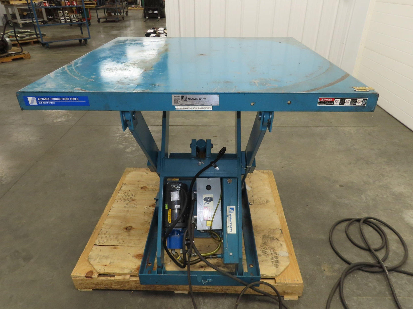 Advance Lifts P-2536-Z 2500lbs Hydraulic Scissor Lift 48x48" Top 480V 36" Travel