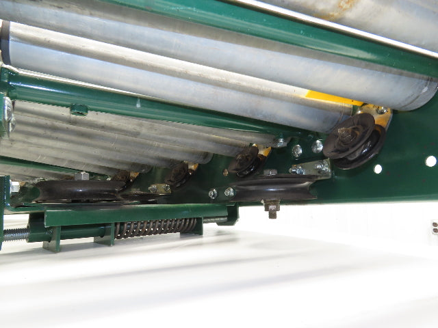 Roach 90° Curve Accumulation Roller Conveyor 18"W 16"BF V-Belt Slave Drive