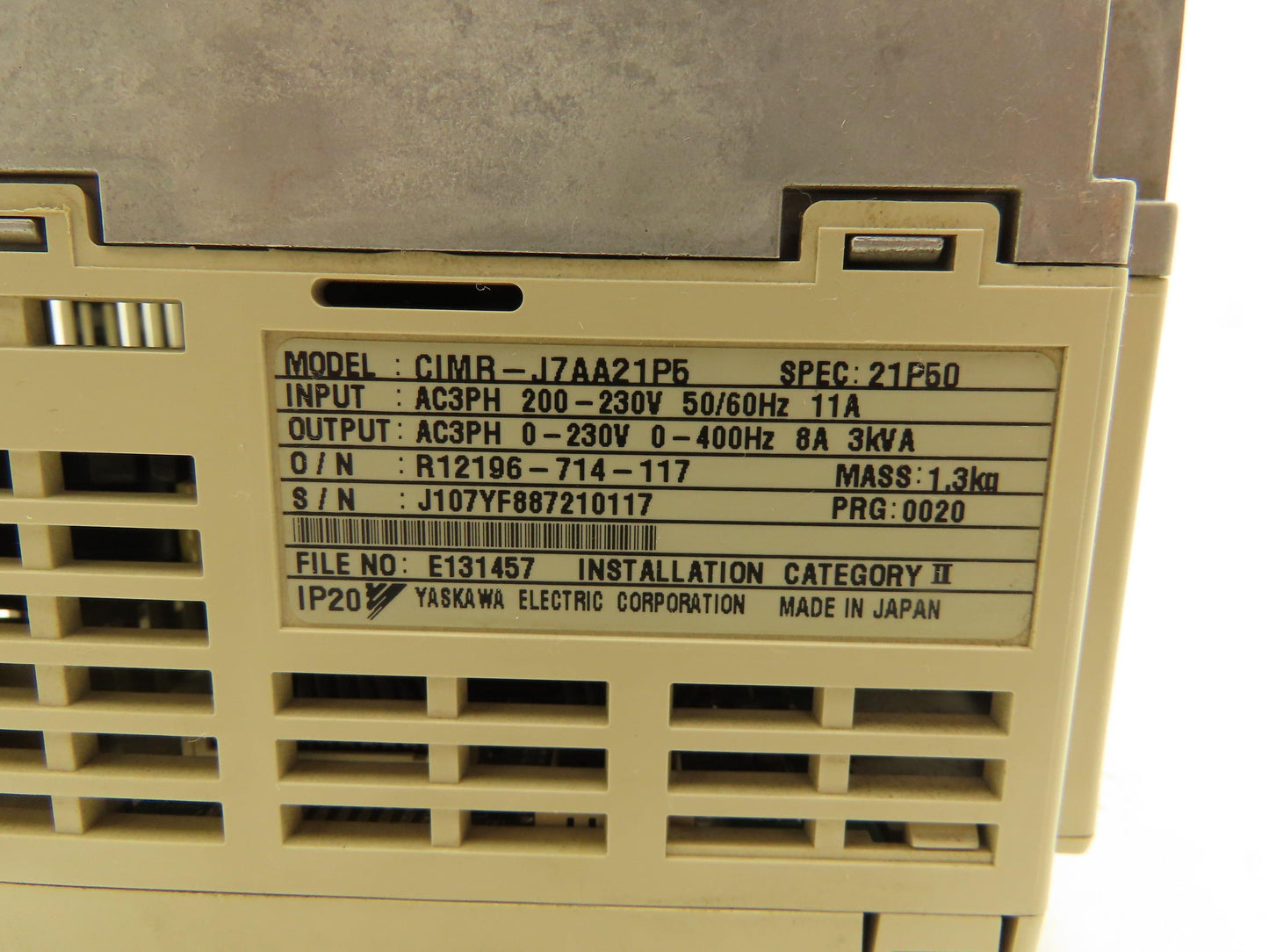 Yaskawa CIMR-J7AA21P5 Variable Frequency AC Drive 230VAC 3PH 400Hz 8A 3kVA 1.5kW