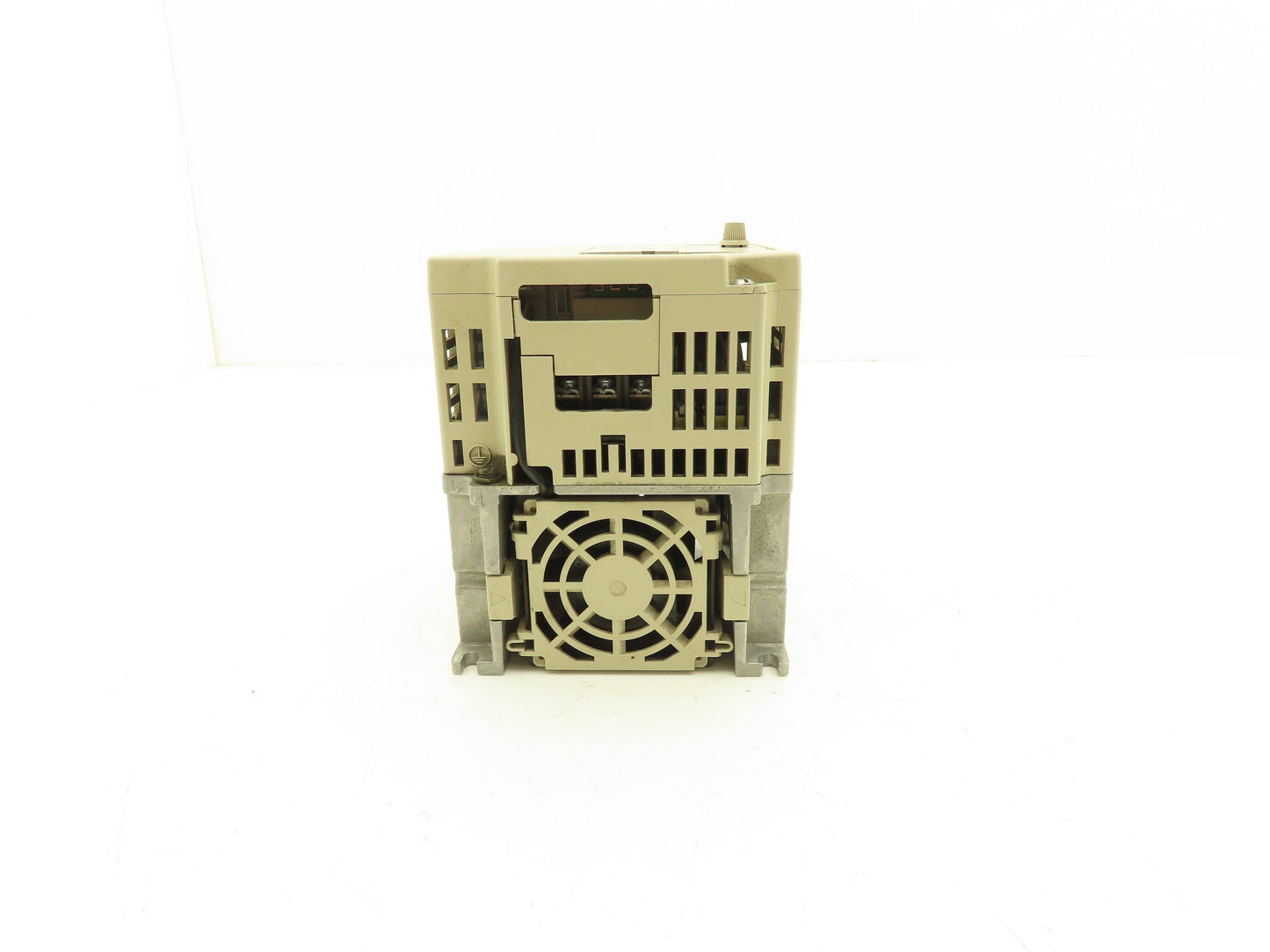 Yaskawa CIMR-J7AA21P5 Variable Frequency AC Drive 230VAC 3PH 400Hz 8A 3kVA 1.5kW