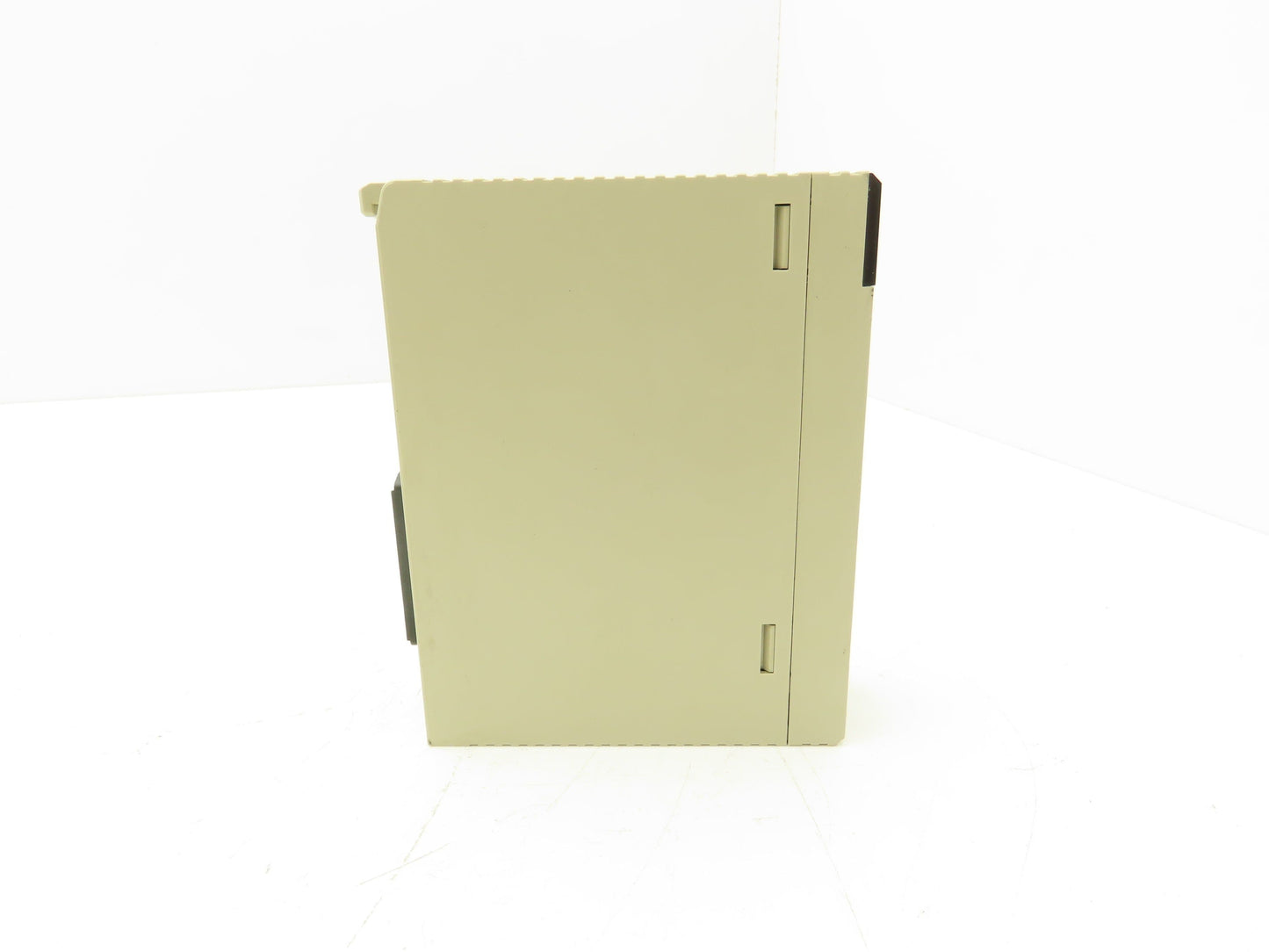 Omron CS1W-MD261 Input Output Unit 24VDC