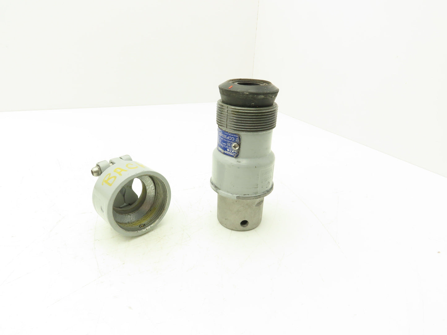 Crouse-Hinds CCP3034BC PowerMate Plug 3-Wire 4-Pole 30A 600VAC 250VDC