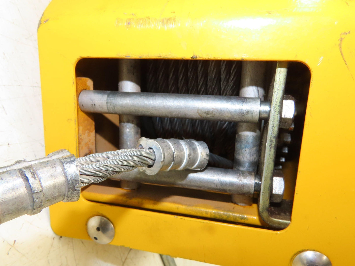 Miller 8442/65 Manhandler Manrated 350lbs Work Winch 65' SS Cable Confined Space